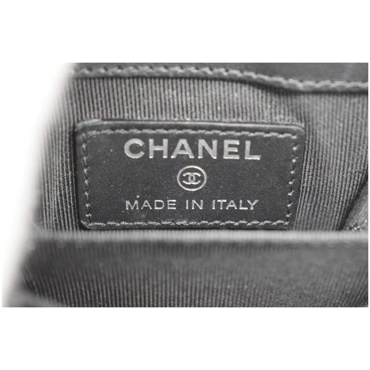 CHANEL O-Phone Holder Patent Leather Crossbody Bag Black