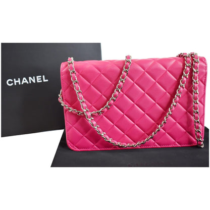 CHANEL Quilted Diamond CC Wallet On Chain WOC Crossbody Bag Fuchsia