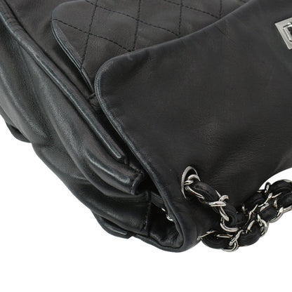 CHANEL Double Foldover Twist Closure Smooth Lambskin Tote Bag Black