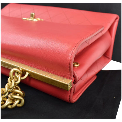 CHANEL Coco Luxe Medium Flap Lambskin Shoulder Bag Red