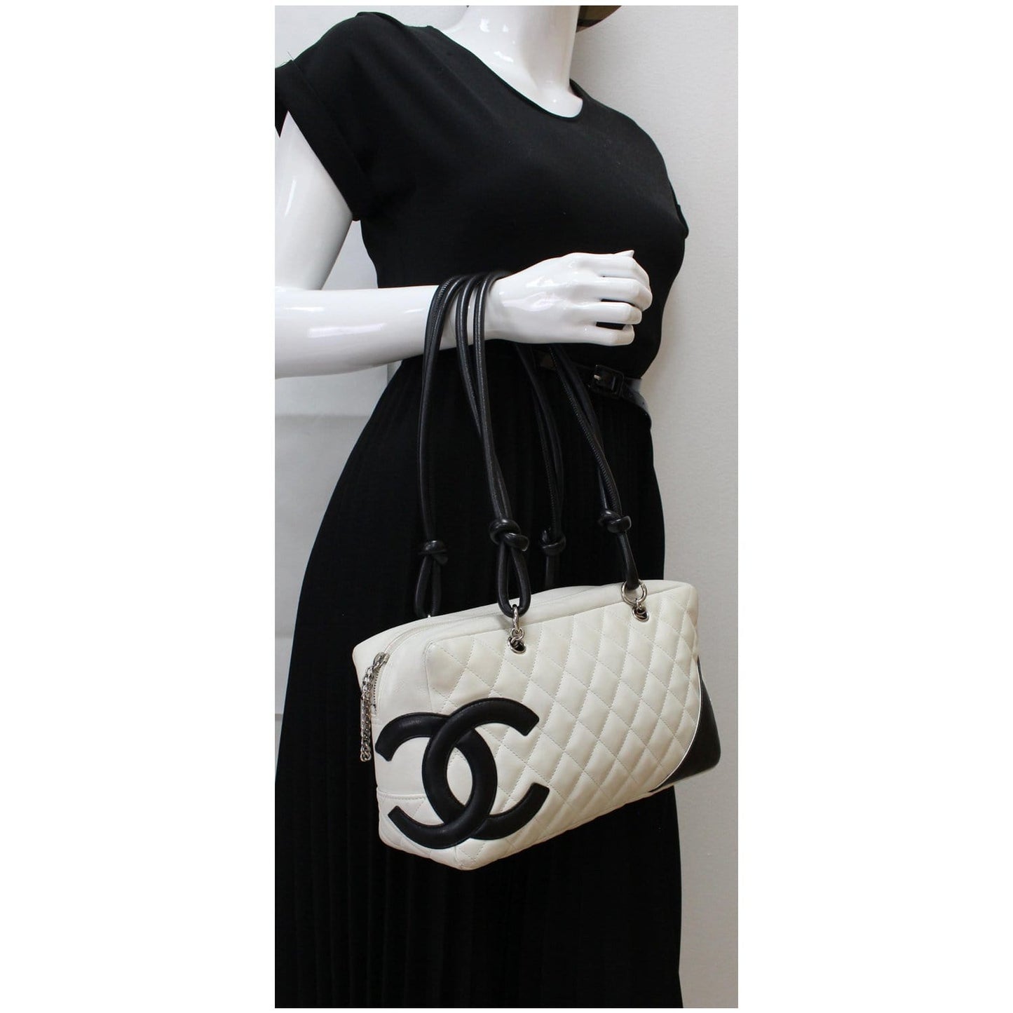 CHANEL Cambon Ligne Quilted Leather Bowler Tote Bag White - 10% OFF