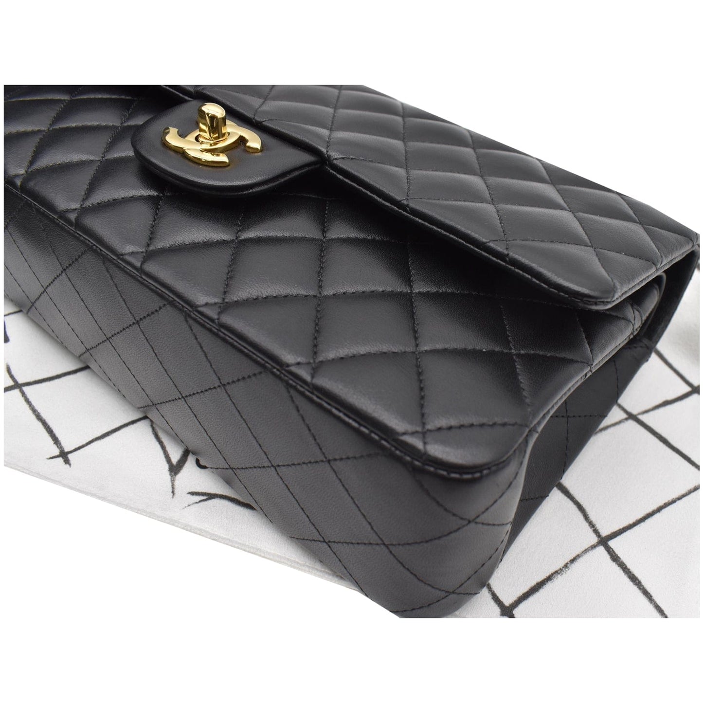CHANEL Classic Double Flap Medium Leather Shoulder Bag Black