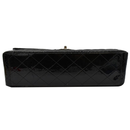 CHANEL Classic Maxi Single Flap Quilted Patent Leather Shoulder Bag Black