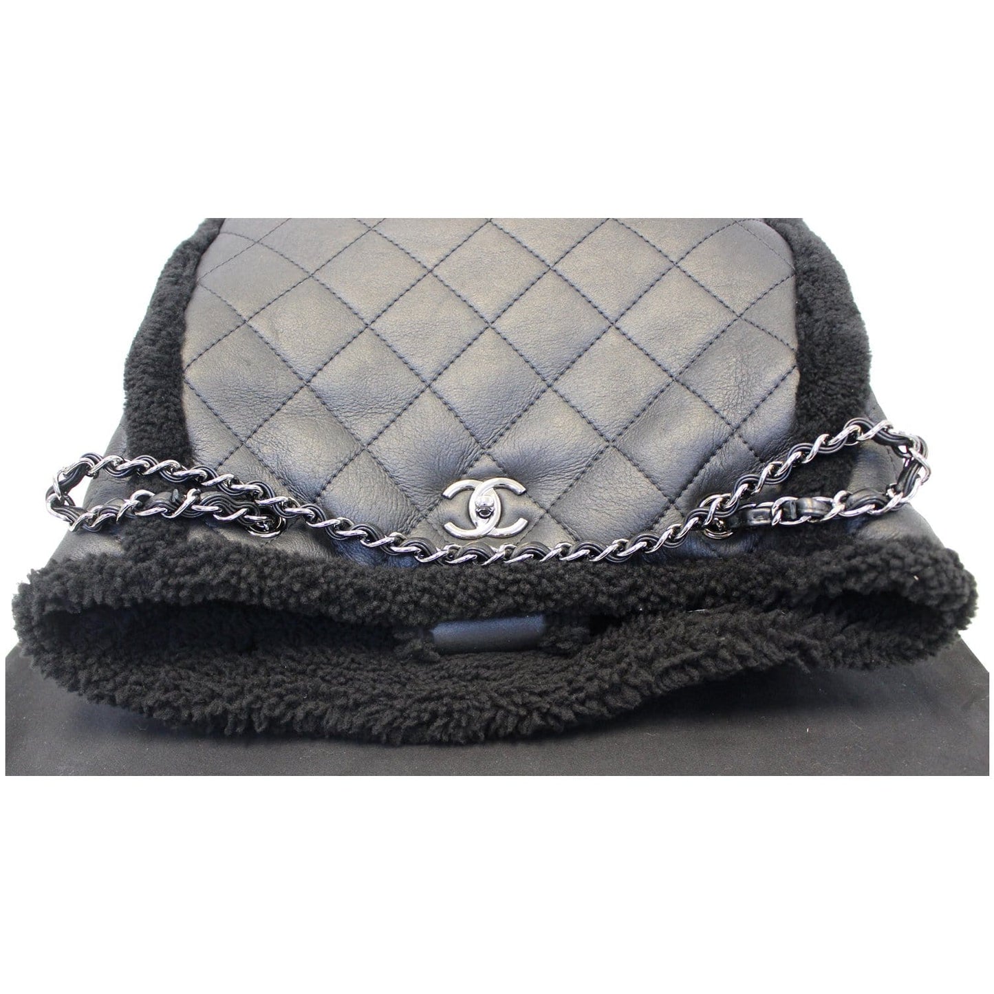 CHANEL Cozy CC Shearling and Lambskin Tote Bag Black