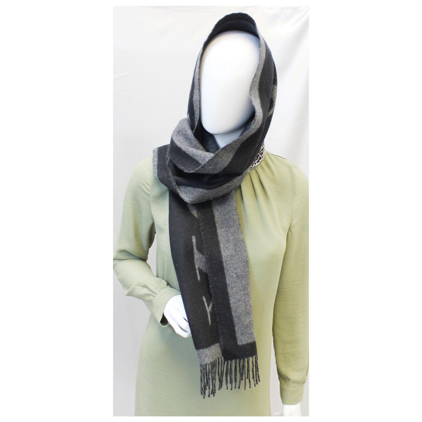 Burberry Logo Text Cashmere Scarf  Black/Grey