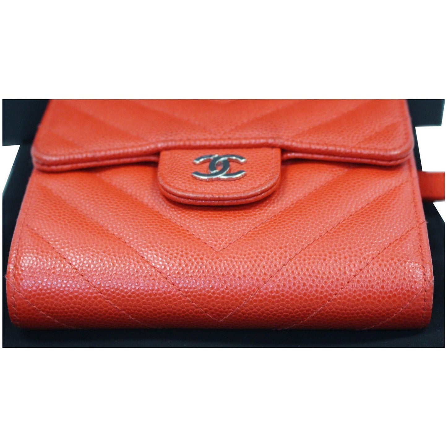 CHANEL Small Chevron Quilted Caviar Compact Flap Wallet Red
