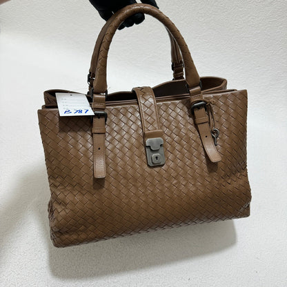 Bottega Veneta Roma Large Intrecciato Nappa Leather Caramel Brown Tan 35cm No Strap