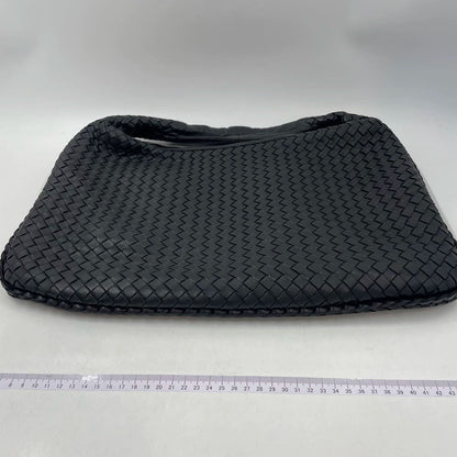 Bottega Veneta Intrecciato Hobo Bag Medium Black Lambskin leather 45cm