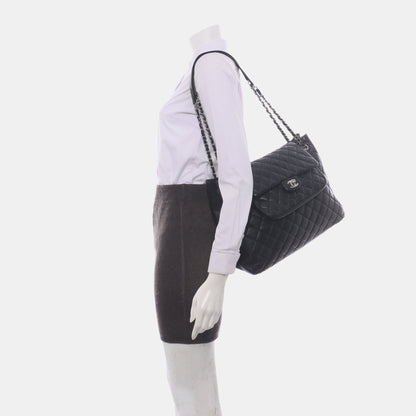 Chanel 2014 Paris-Edinburgh Flap Tote Bag Black Caviar Leather