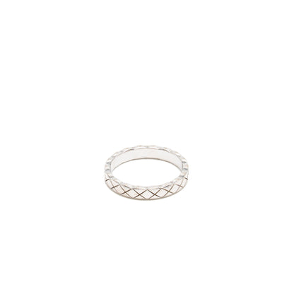 Chanel Size 52 coco crush ring mini version 18k white gold