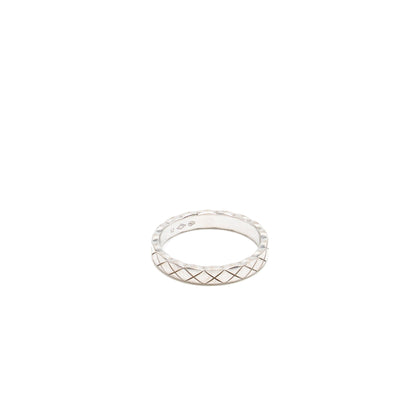 Chanel Size 52 coco crush ring mini version 18k white gold