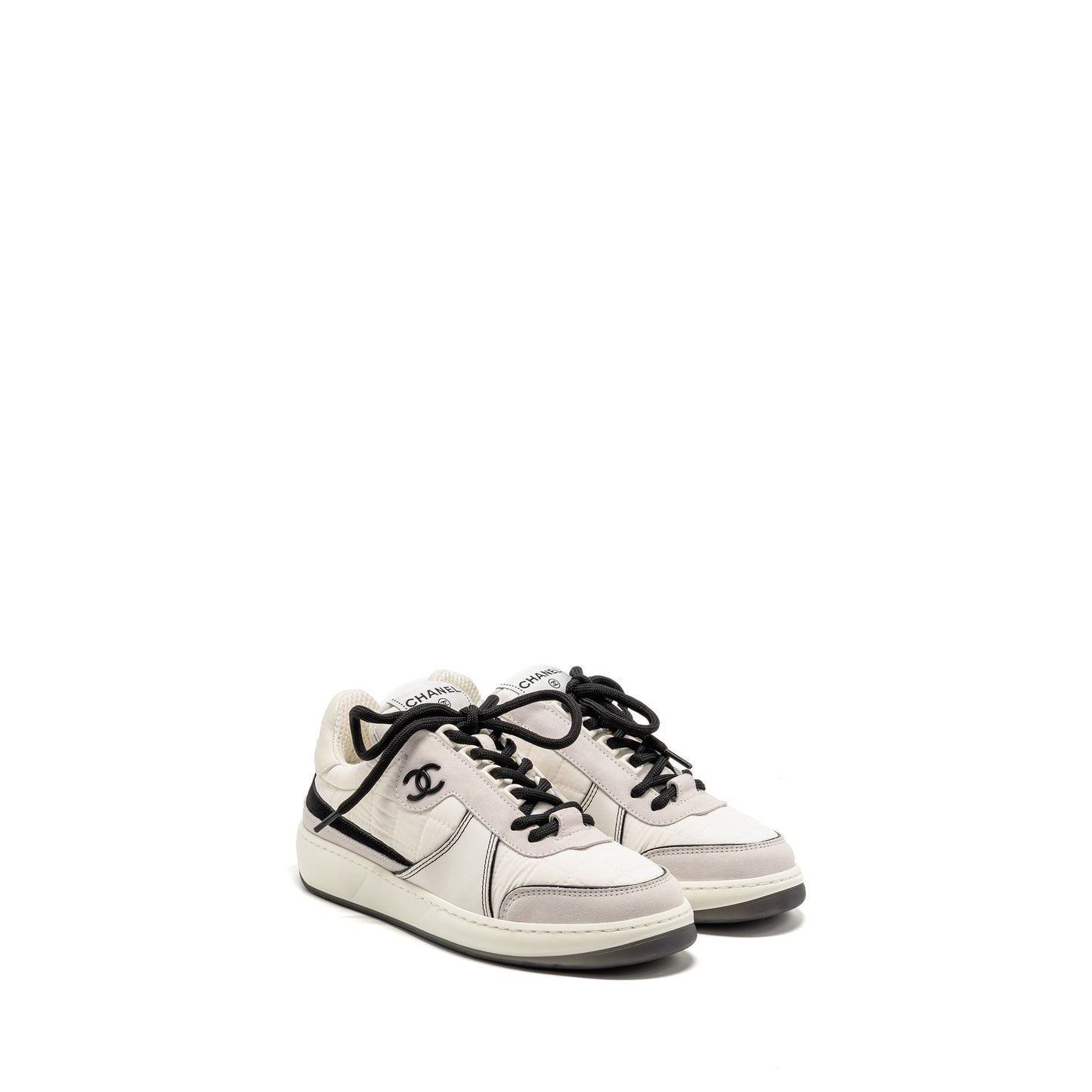 Chanel Size 36 CC Sneakers Suede/Fabric/Calfskin White/Light Grey/Black