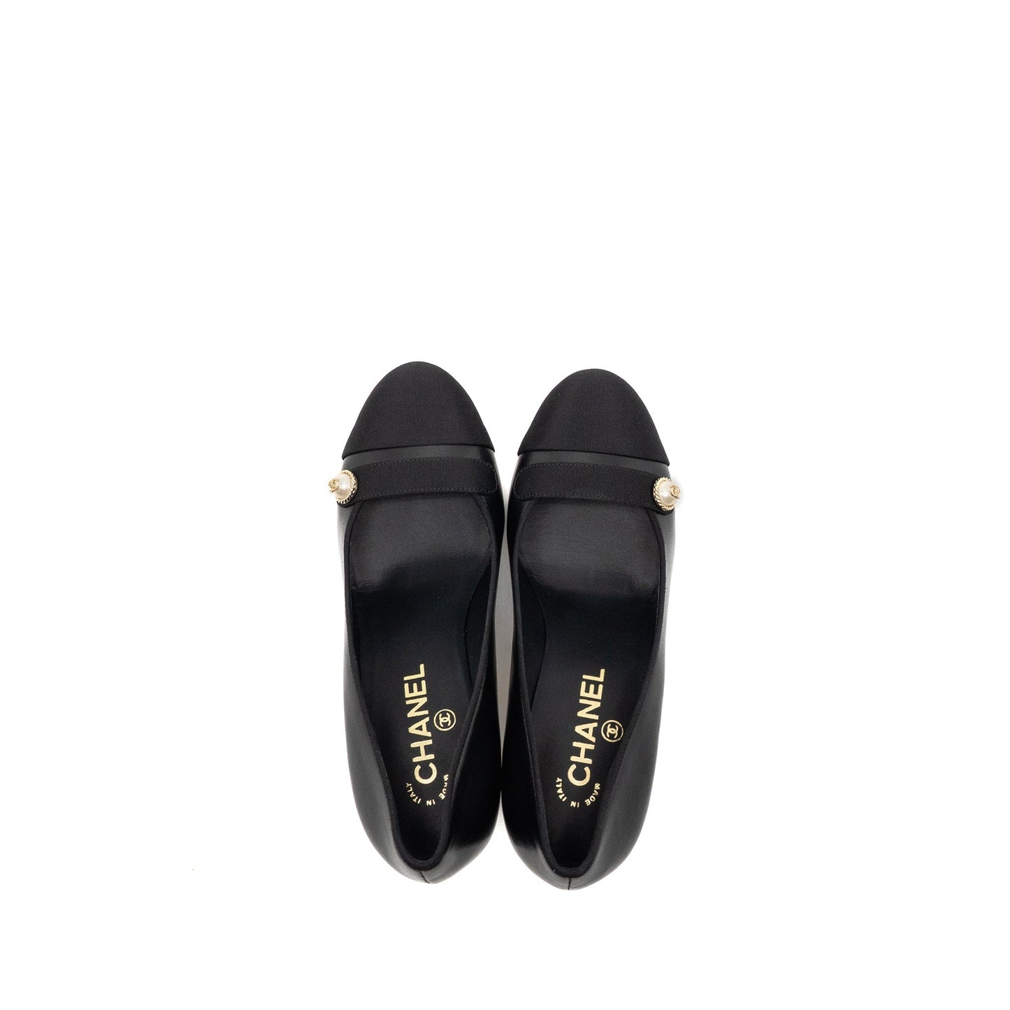 Chanel Size 36 CC Pearl Pumps Leather/Grosgrain Black