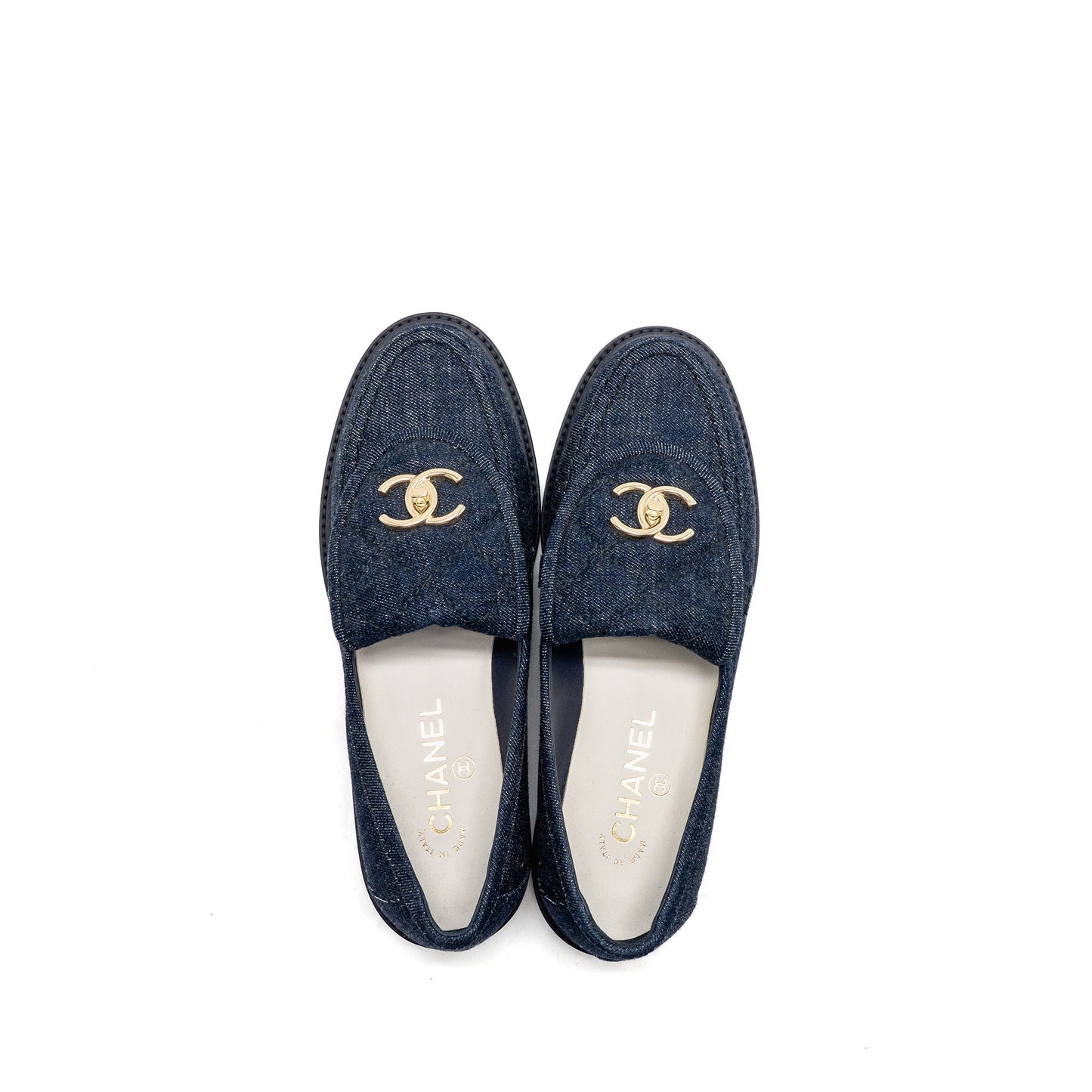 Chanel Size 38 CC Turnlock Loafer Quilted Denim Blue LGHW