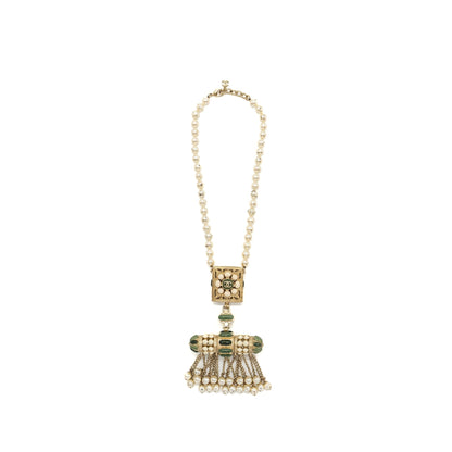 Chanel CC logo/Pearl Drop Necklace 2015 Limited Edition Multicolour Light Gold Tone