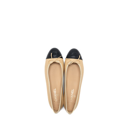 Chanel Size 41.5 Ballerina Flat Shoes Lambskin Beige/Black