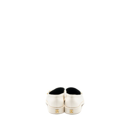 Chanel Size 39 loafer with charm leather white GHW