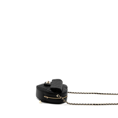 Chanel 22S Heart Bag Lambskin Black LGHW (Microchip)