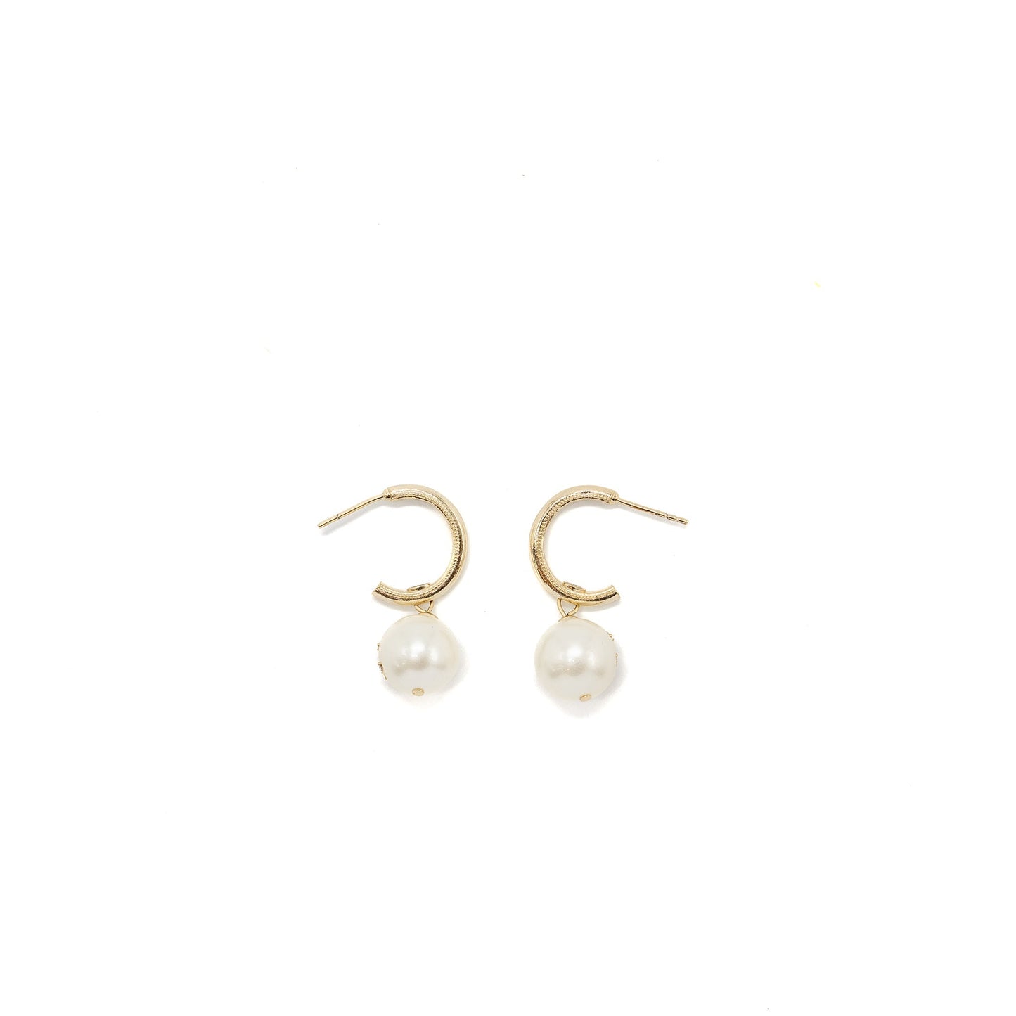 Chanel round dropped earrings crystal/ pearl light gold tone