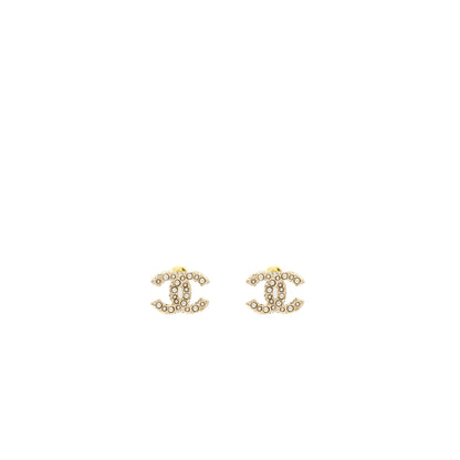 Chanel CC Logo Earrings with Pearl Light Gold TONE