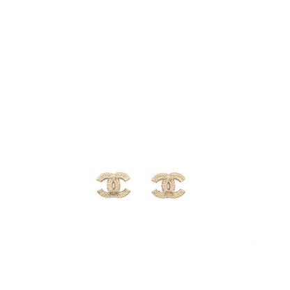 Chanel CC logo earrings with pearl light gold tone