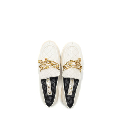 Chanel Size 39 loafer with charm leather white GHW