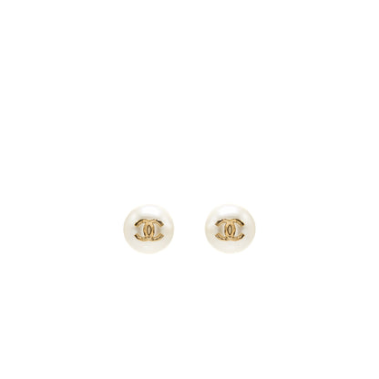 Chanel giant pearl earrings gold tone