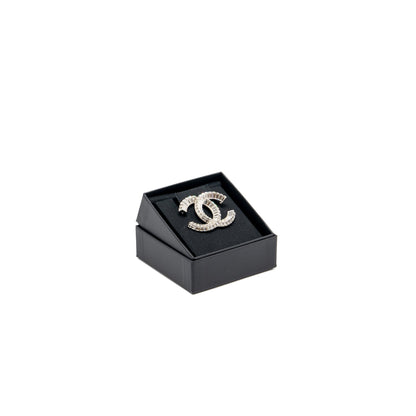 Chanel cc logo brooch with crystal silver tone