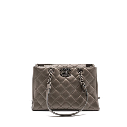 Chanel quilted tote bag Goatskin silver ruthenium hardware