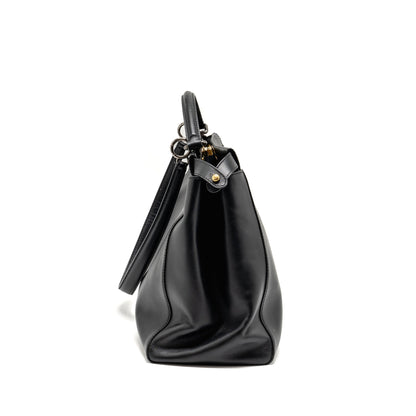 Fendi Large Peekaboo Purse Calfskin Black