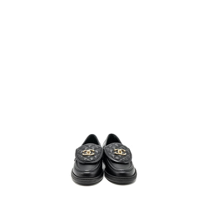 Chanel size 38 Quilted CC logo loafer black LGHW