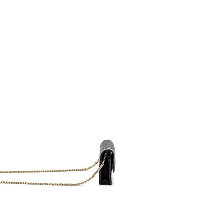 Chanel 23B Flap Phone Holder Lambskin Black/ White LGHW (microchip)