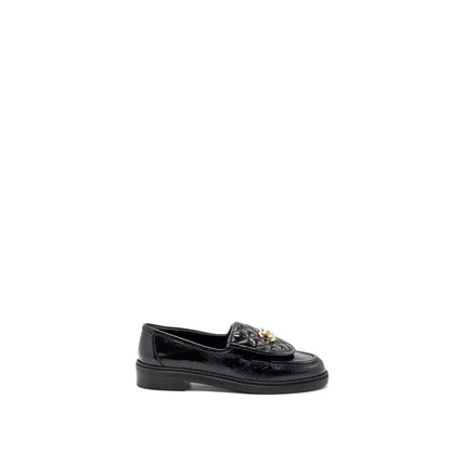Chanel Size 38.5 Quilted CC Logo Loafer Patent Lambskin Black LGHW