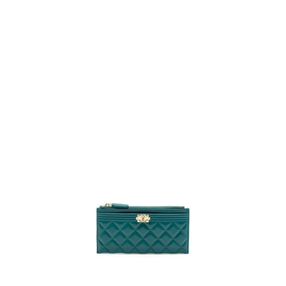 Chanel boy zip pouch lambskin green LGHW