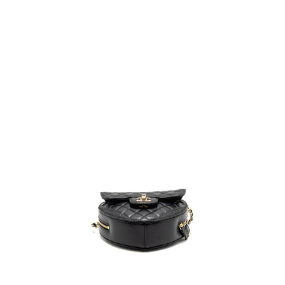 Chanel 22s Heart Bag Lambskin Black LGHW (microchip)