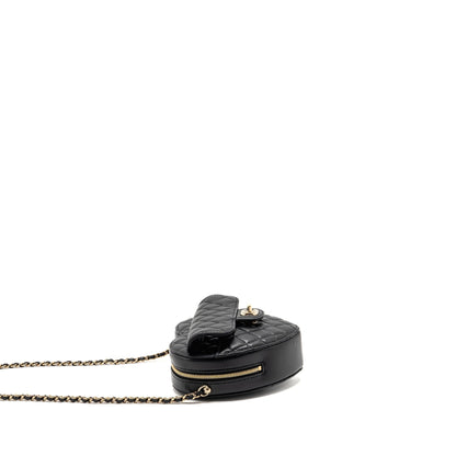 Chanel 22s Heart Bag Lambskin Black LGHW (microchip)