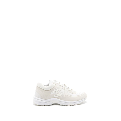 Chanel size38.5 CC logo trainer white