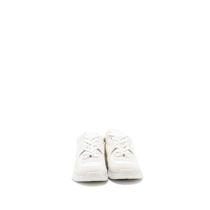 Chanel size38.5 CC logo trainer white