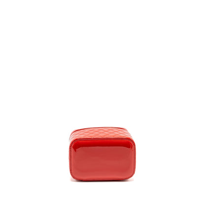 Chanel Large Vanity Pouch Patent Red GHW