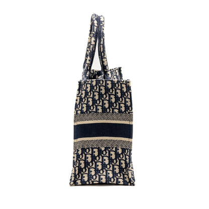Dior Medium Dior Book Tote Dior Oblique Embroidery Ecru/Blue