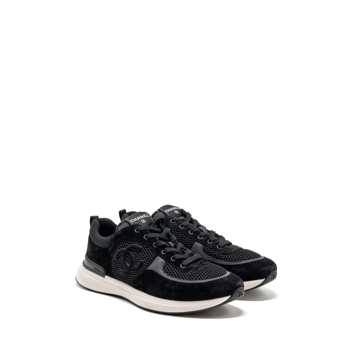 Chanel size 45 CC logo sneakers Suede / Mesh black / white
