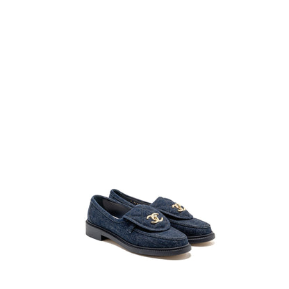 Chanel Size 38 CC Turnlock Loafer Quilted Denim Blue LGHW