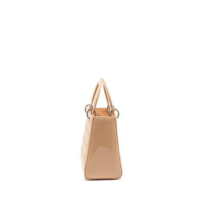 Dior Medium Lady Dior patent light pink