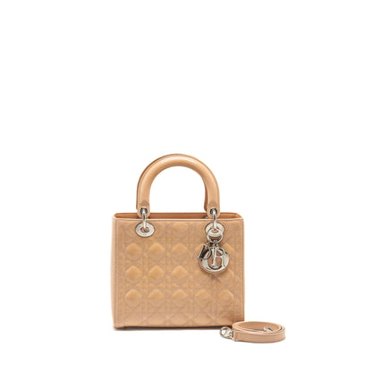 Dior Medium Lady Dior patent light pink