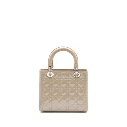Dior medium lady dior patent light grey