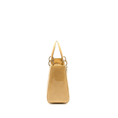 Medium Lady Dior Patent Beige