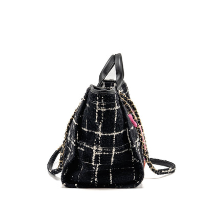 Chanel Deauville tote tweed black / multicolor LGHW (microchip)