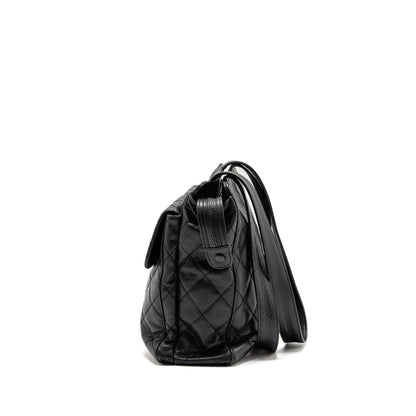 Chanel Quiltede zip shoulder bag caviar black GHW