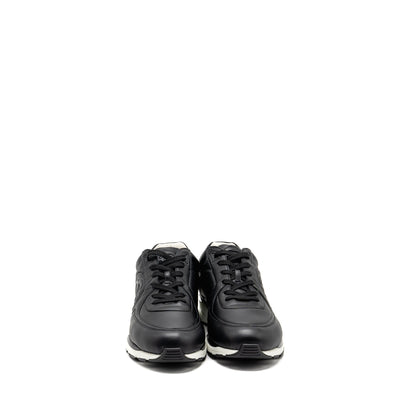 Chanel size 45 CC logo sneakers leather black / white