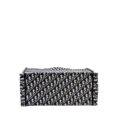 Dior Large Book tote blue oblique EMBROIDERY